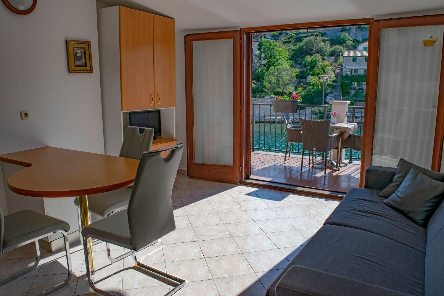 Apartments Daira Stomorska Dış mekan fotoğraf