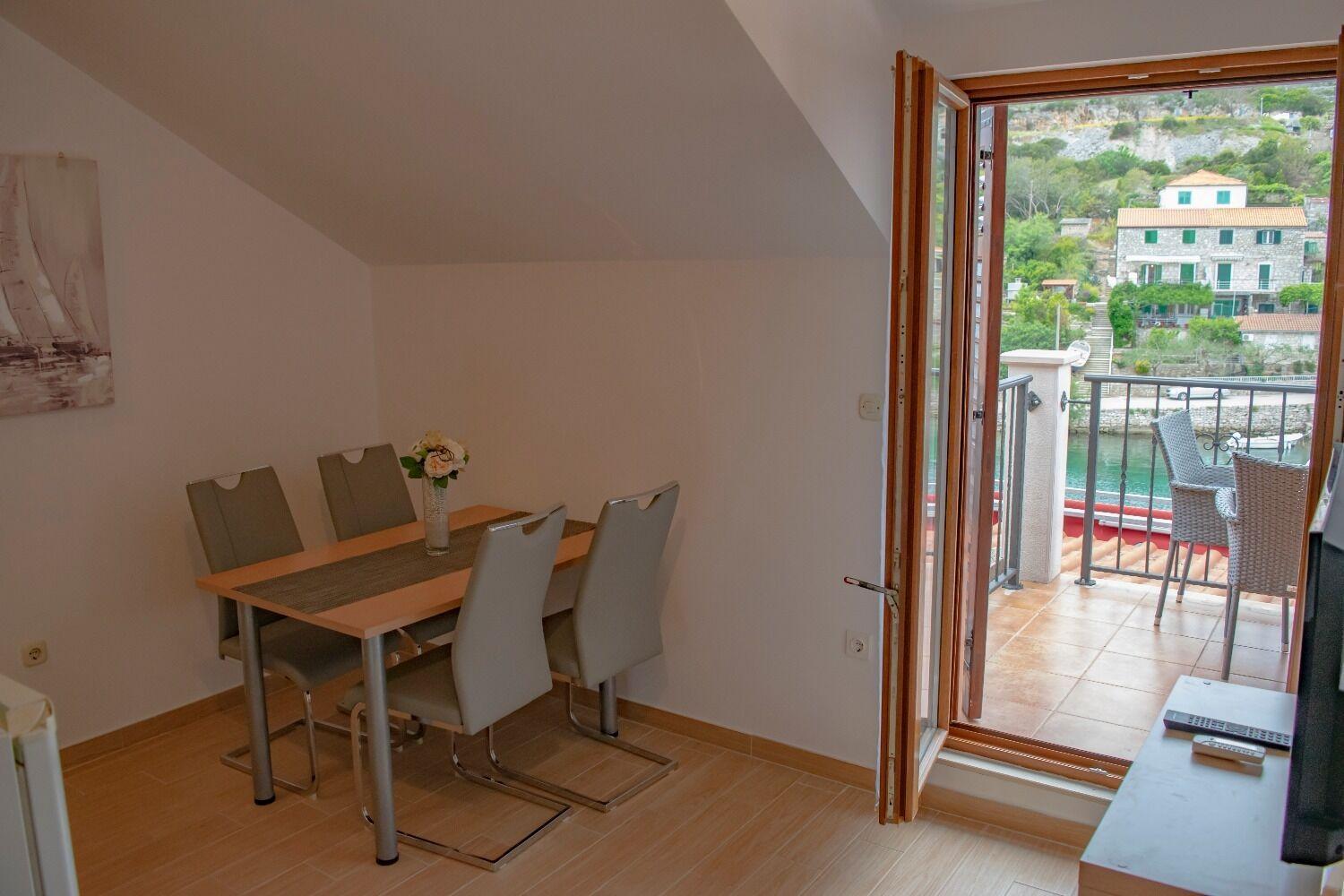 Apartments Daira Stomorska Dış mekan fotoğraf